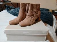 TAMARIS Stiefeletten echt Leder NEU mit Etikett Gr 38 Saarland - Blieskastel Vorschau