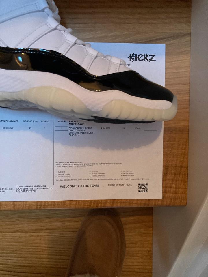 Jordan 11 gs sales