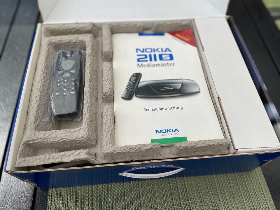 Nokia 211s Mediamaster Receiver in OVP in Bad Fallingbostel