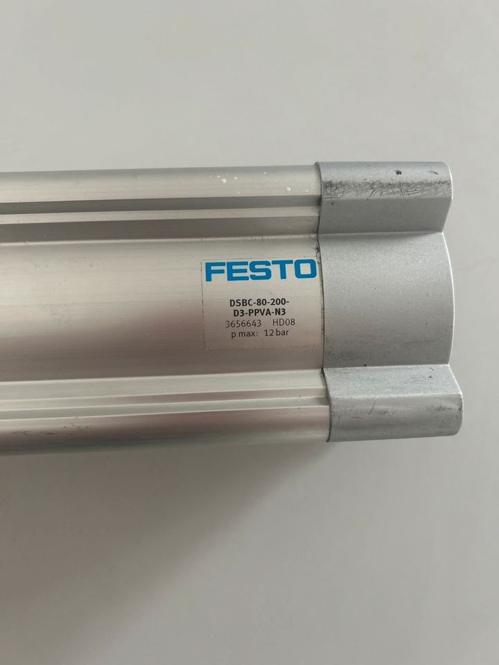 Festo DSBC-80-200-D3-PPVA-N3 Pneumatikzylinder in Weidhausen