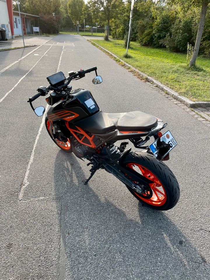 KTM DUKE 125 in Altdorf