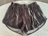 Samt Shorts H&M neu ungetragen 34 mit Taschen braun Bayern - Landshut Vorschau