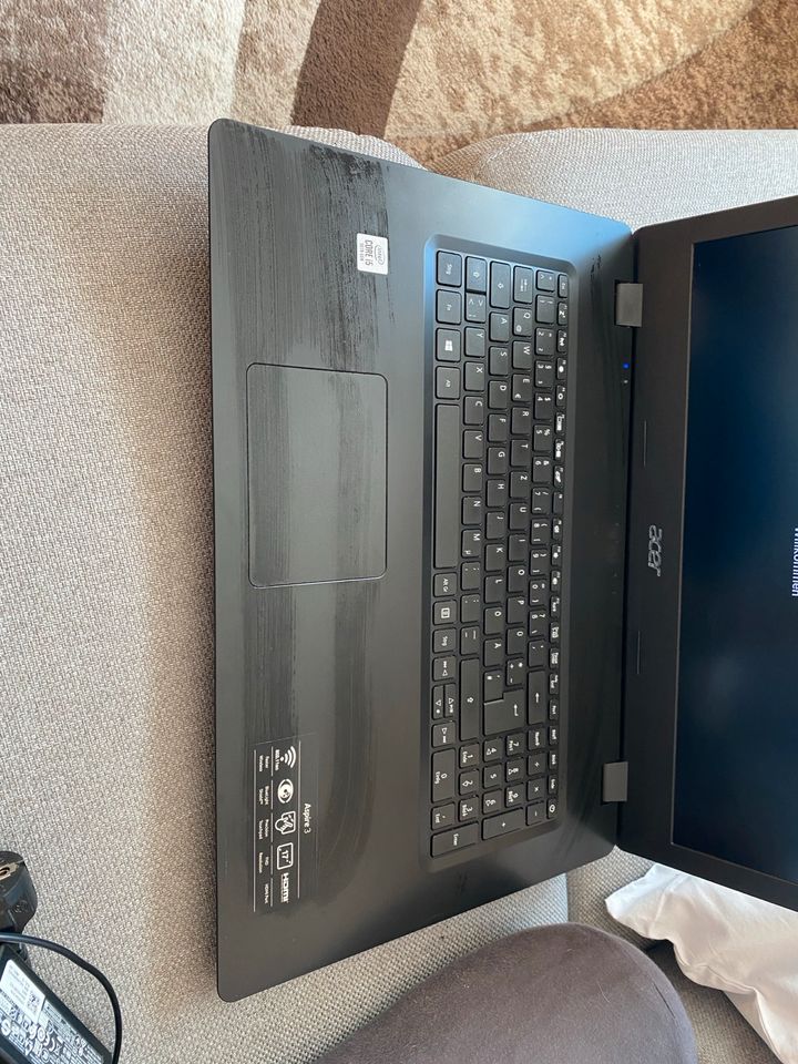 Acer Aspire A317-51  17 Zoll mit Windows 11 und Intel i5 10th GEN in Löffingen