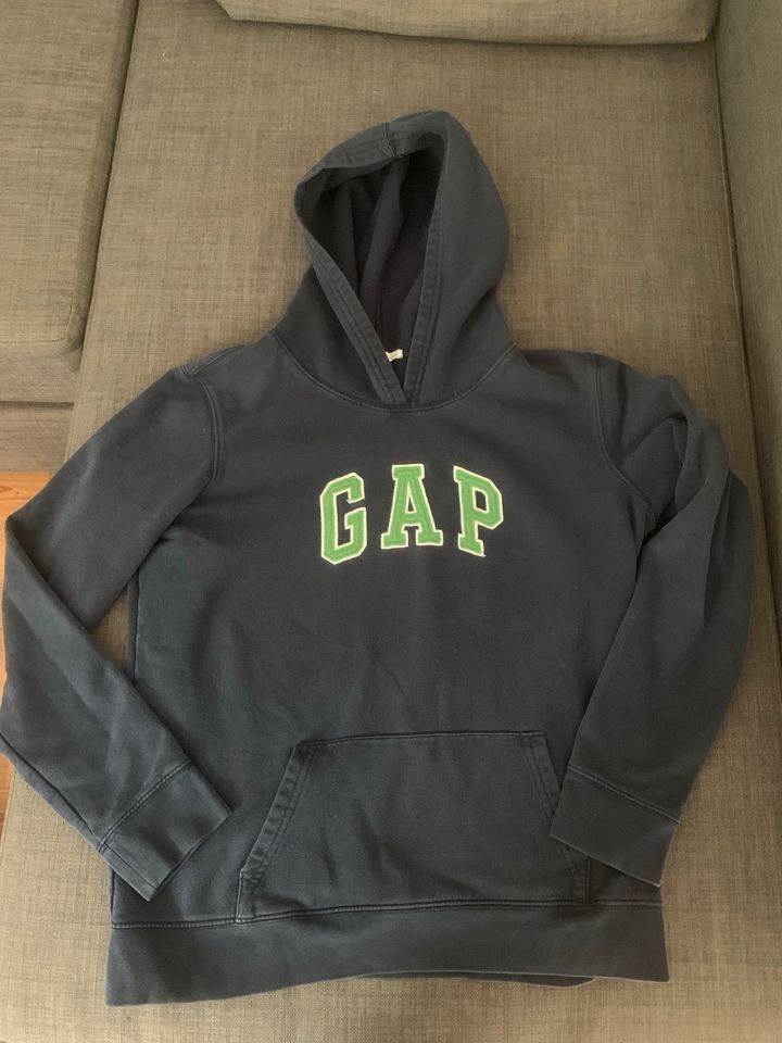 GAP-Hoodie dunkelblau in Edemissen