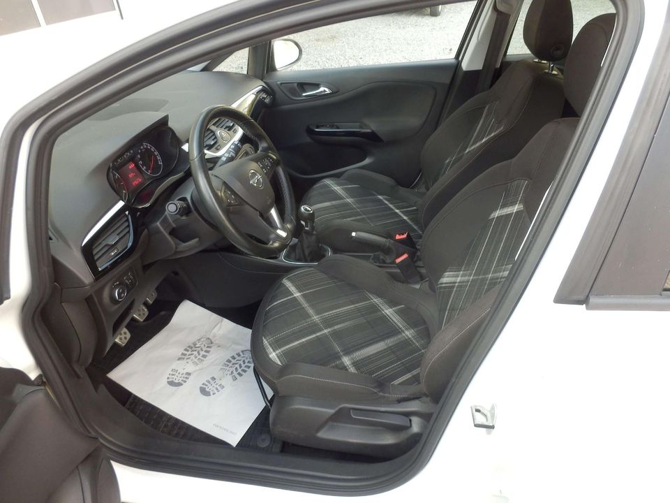Opel Corsa Color Edition Klima Sitzheizung in Straubing