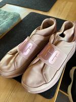UGG Sneaker, rosa, Gr. 38, wie NEU Nordrhein-Westfalen - Warburg Vorschau