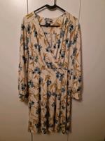 kurzes Blumen Kleid Rheinland-Pfalz - Bad Ems Vorschau