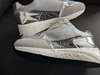 Sneakers neu Gr 40 Düsseldorf - Bilk Vorschau