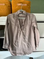 Etwas längere Bluse von H&M Gr.140 top Niedersachsen - Brake (Unterweser) Vorschau