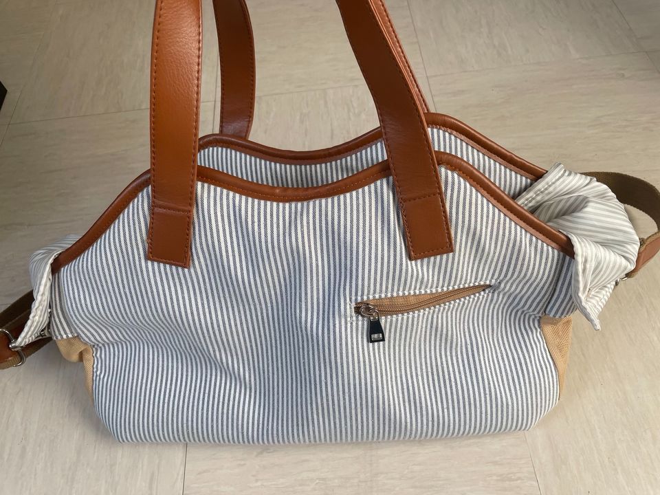 Trixie Hundetasche Modell „Amber“ in Halle