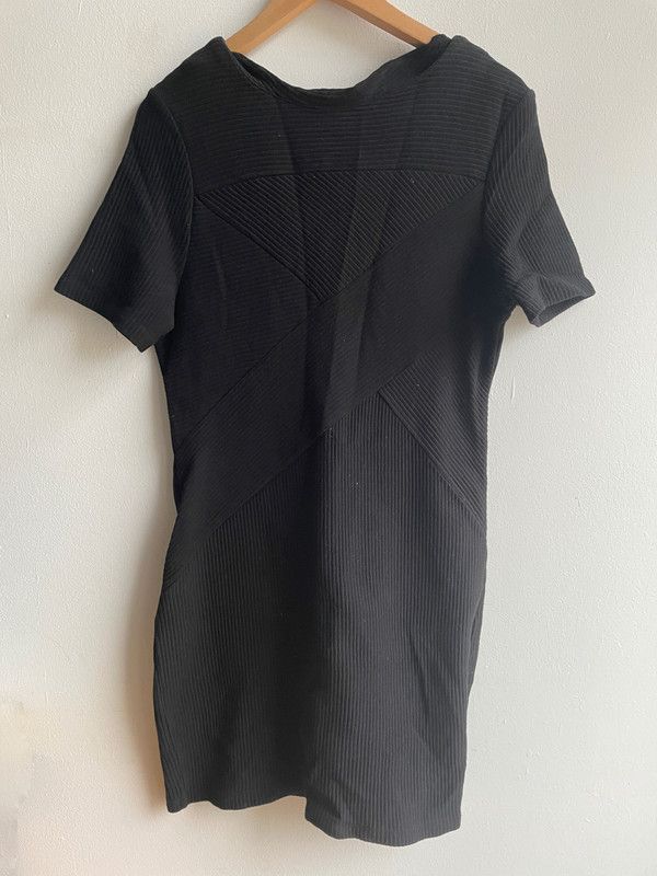 Schwarzes Kleid Cortefiel, Größe L in Berlin