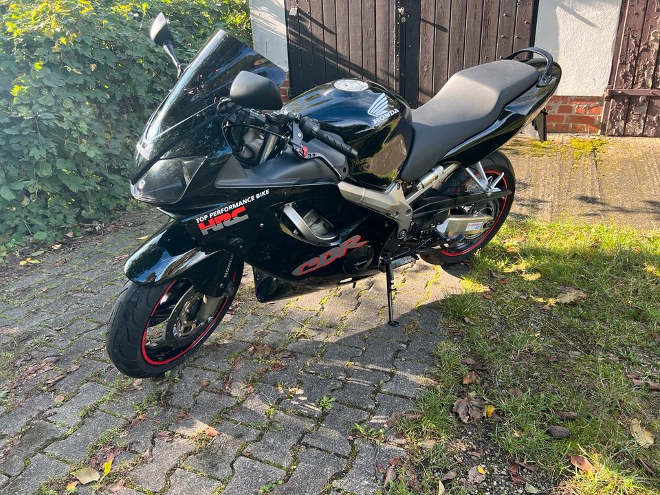 Honda CBR 600 F PC35 mit 16tkm, TÜV neu in Ahrensfelde