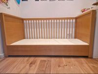 Babybett Wickelkommode Set Kinderzimmer Rheinland-Pfalz - Wattenheim Vorschau