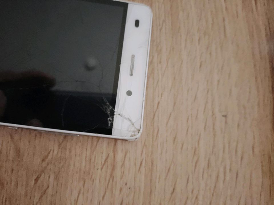 Huawei Smartphone defekt in Pottum