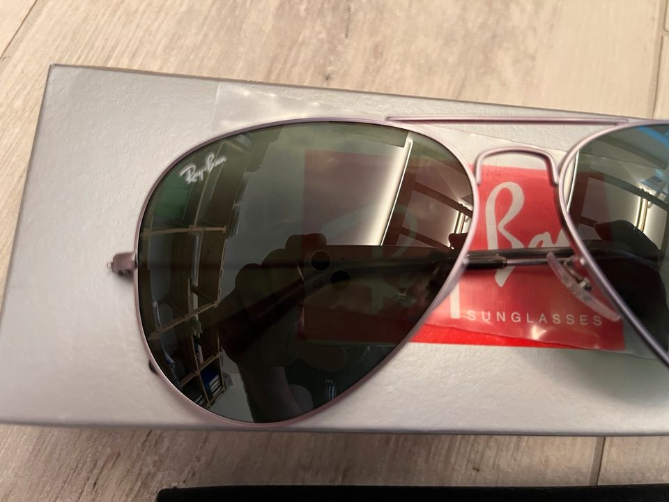 NEU Ray Ban Aviator large metal green Top Gun RB3025 919031 in Hallbergmoos