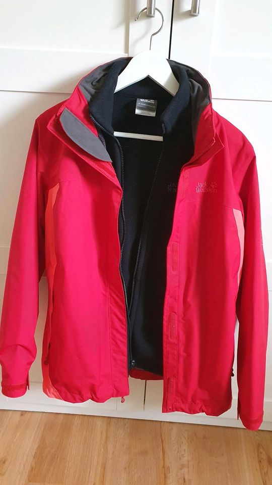 Jack Wolfskin 2 in 1 Jacke Damen rot Größe S in Mainleus