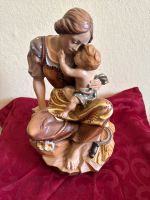 Holzfigur Schnitzerei Mutter Maria mit Kind Bayern - Großaitingen Vorschau