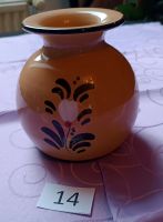 Kleine Blumenvase aus hellbrauner Keramik mit Blumenmotiv Wandsbek - Hamburg Rahlstedt Vorschau