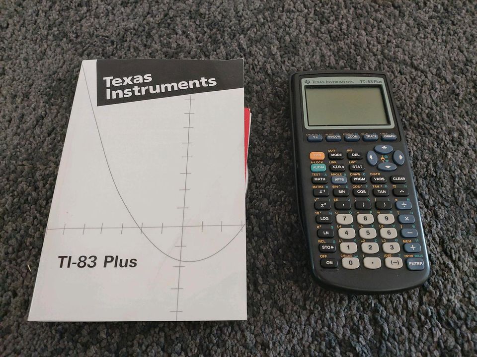 Graphikfähiger Taschenrechner Texas Instruments in Hildesheim