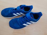 blau-weiße Hallenschuhe (Gr. 34 FR, adidas) Bayern - Bessenbach Vorschau