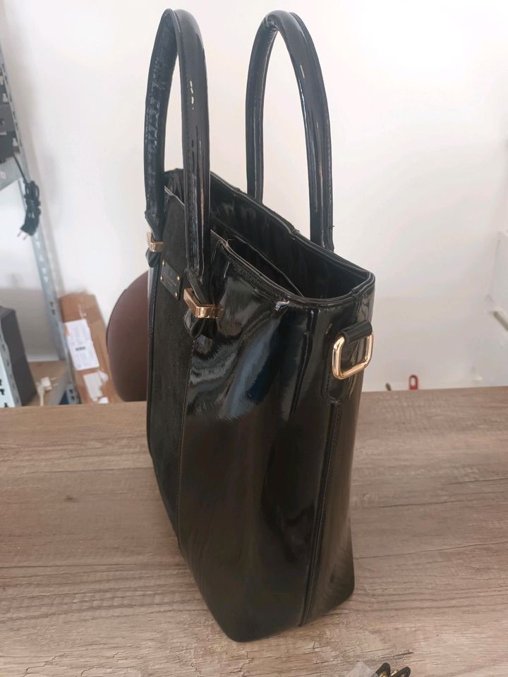 Pauls Boutique London Handtasche, Tragetasche schwarz, Kunstleder in Lübbecke 