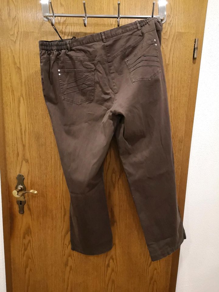 Diverse Damenhosen / Damen jeans Gr. 50 in Kalenborn-Scheuern