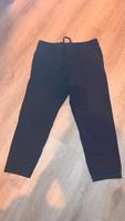 Lässige HUGO BOSS Hose – Größe 52 (DE) – Dunkelblau Hamburg-Nord - Hamburg Winterhude Vorschau