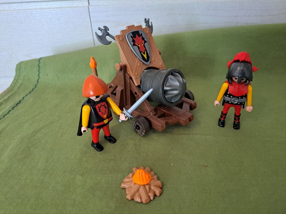 Playmobil 3320 Drachenritter Angriffs Geschütz und Zubehör in Oberhausen