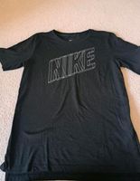 Nike Dri Fit T-Shirt gr. 146-158 L Hessen - Hofheim am Taunus Vorschau