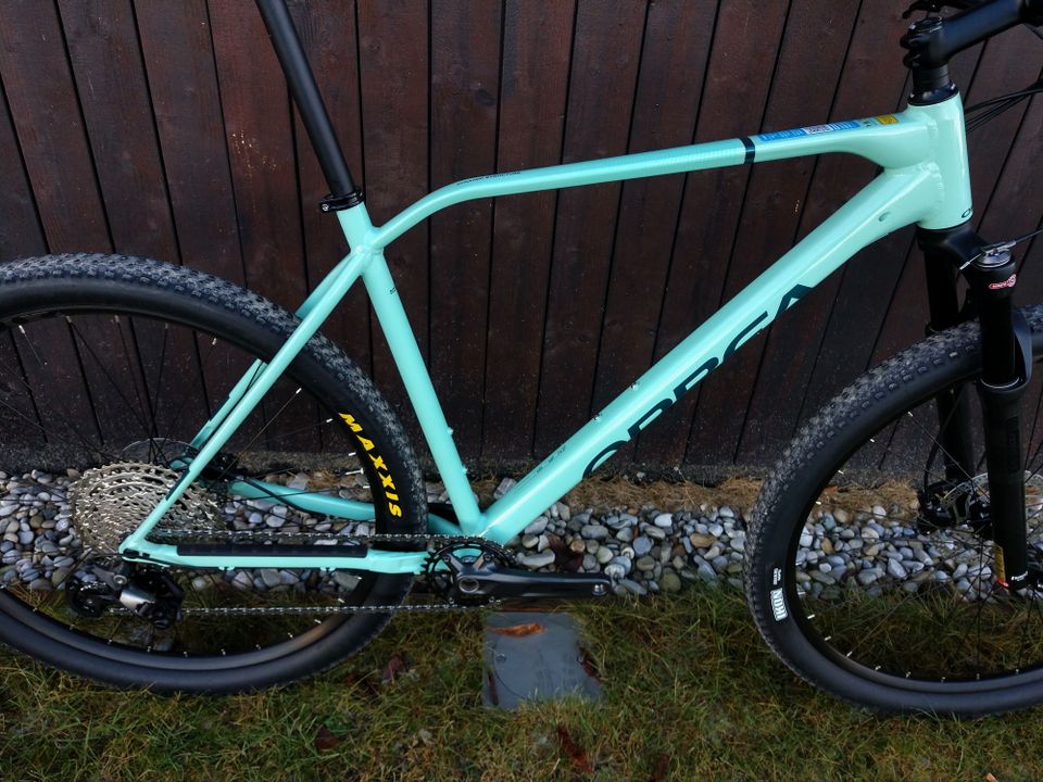 Orbea Mtb 29 Zoll 1x12 XL 2XL Bianchi Farbe Specialized Pedalen in München