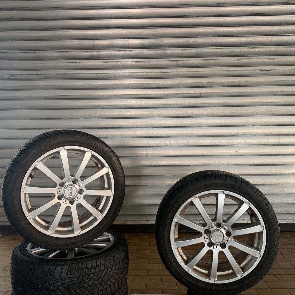 17 Zoll Audi VW Seat Alufelgen 225/45R17 Winterreifen in Remscheid