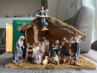 Krippe Weihnachten/Weihnachtskrippe mit Figuren zu verkaufen Nordrhein-Westfalen - Bornheim Vorschau
