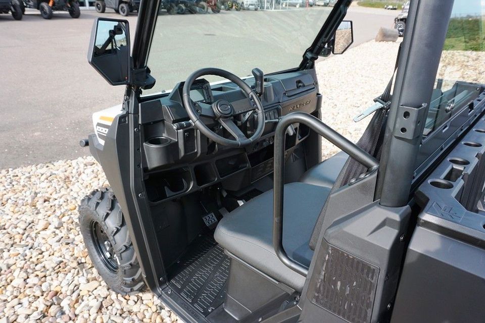 Polaris Ranger 1000 EPS  LOF - Kabine /Half Cab - Aktion in Bad Duerrenberg