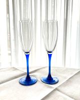 2 Sektgläser neuwertig blau klar Champagner Gläser Köln - Esch/Auweiler Vorschau