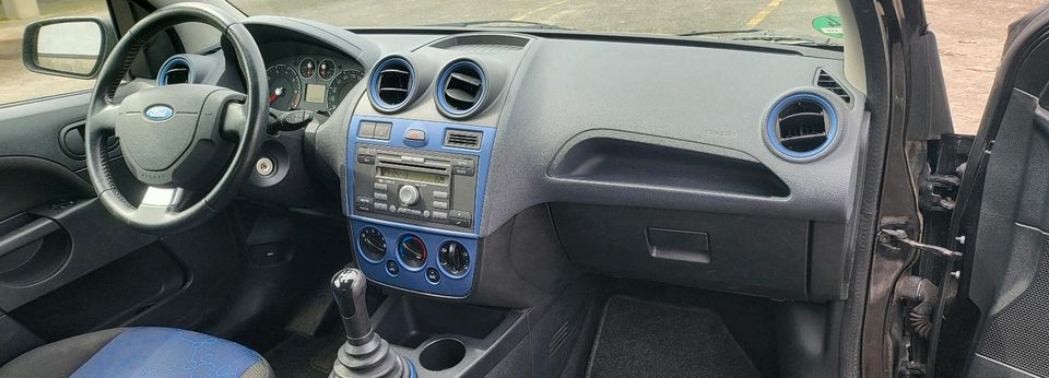 Ford Fiesta 1,4 Klima tüv 12-24 2 Türen in Hamburg