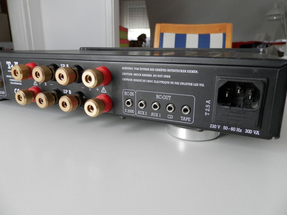 T+A R 1200 Receiver in Stuttgart