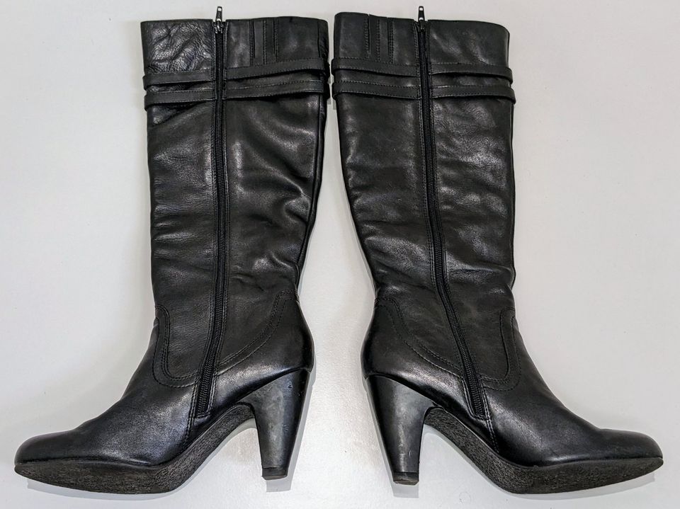 Damenstiefel mit Absatz Leder schwarz Gr. 39 in München - Trudering-Riem |  eBay Kleinanzeigen ist jetzt Kleinanzeigen