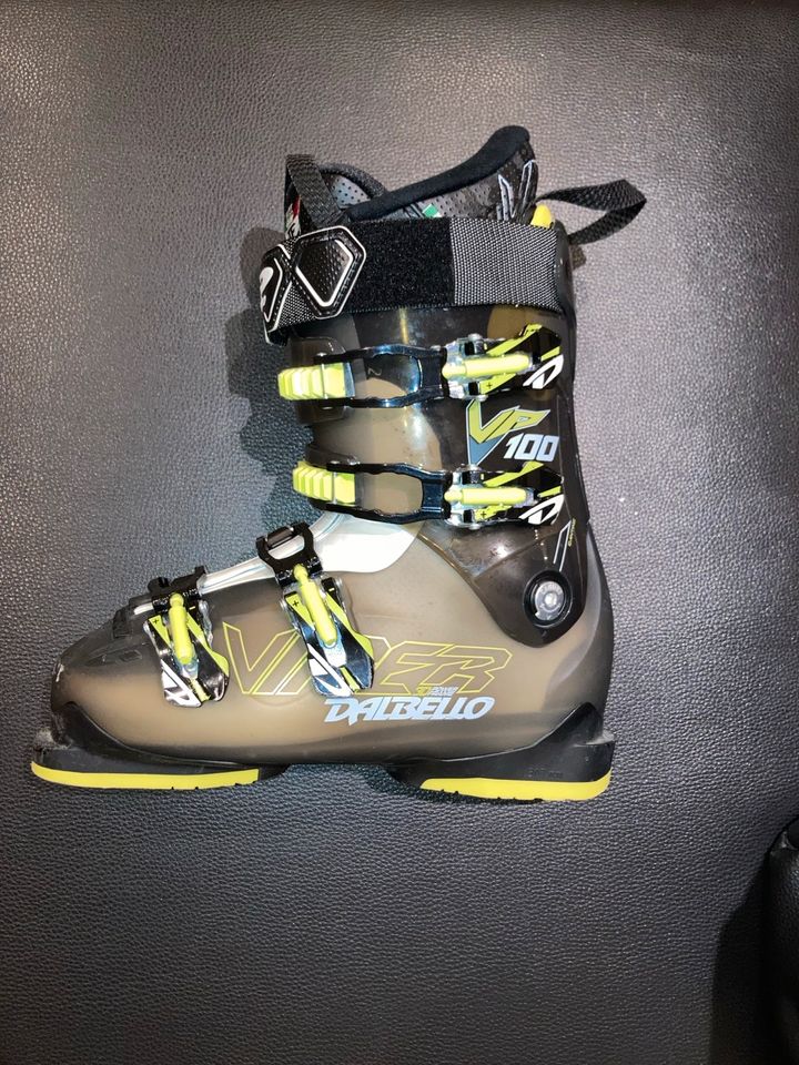 Skistiefel Skischuhe Dalbello Viper 100 Größe 41 in Bad Herrenalb