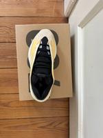 Yeezy 700 Monosaflower 7,5 NEU Lübeck - Innenstadt Vorschau