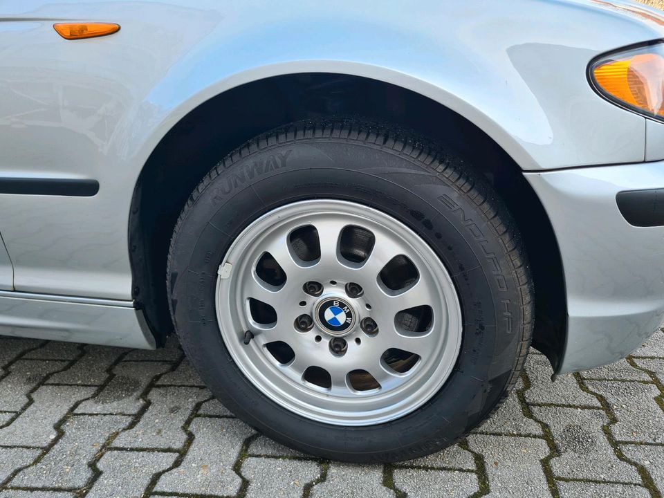 BMW 316i Touring E46 *TÜV neu* in Deggendorf