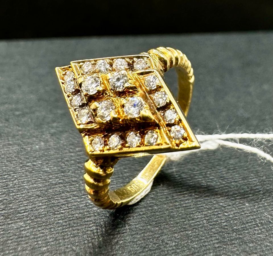 Antiker Schiffchen Ring mit Brillanten 585 / 14 Karat Gelbgold in Moers