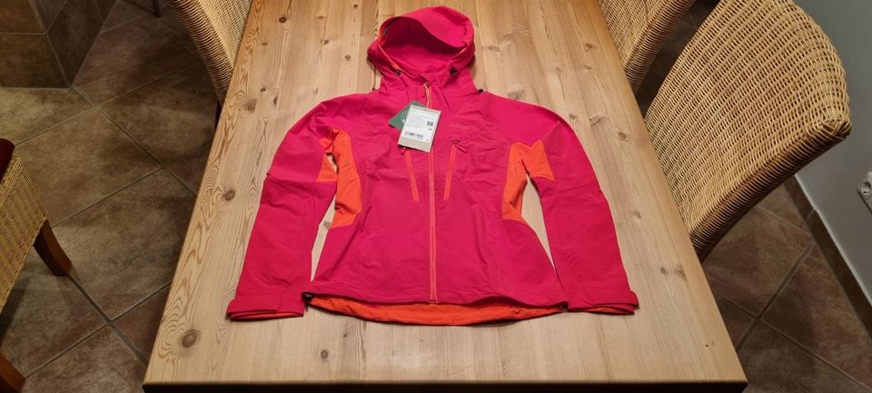 !! Bergans Cecille - Softshell Ski Jacke - Größe XS - NEU !! in Groß Offenseth-Aspern