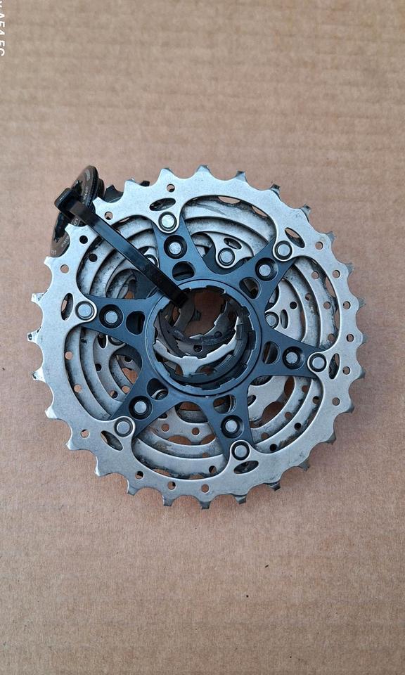 Verschiedene Kassetten Shimano Sram für Mountainbike in Traunstein