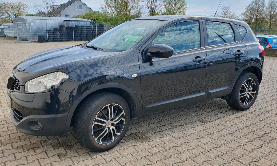 Nissan Qashqai Acenta 1.6, Klima, TÜV, 2. Hand in St. Leon-Rot