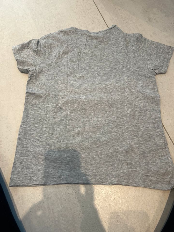 Kinder TShirt grau von Benetton in Michendorf