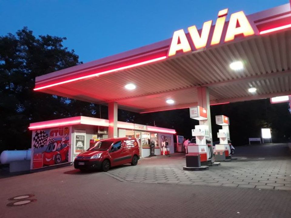 Die AVIA Tankstelle in WBK sucht Mitarbeiter/in in Vollzeit in Neunkirchen