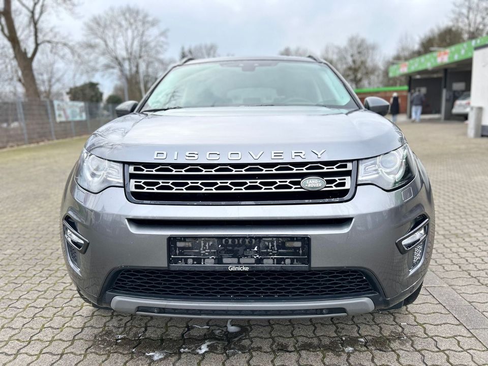 Land Rover Discovery Sport SE AWD in Bovenden