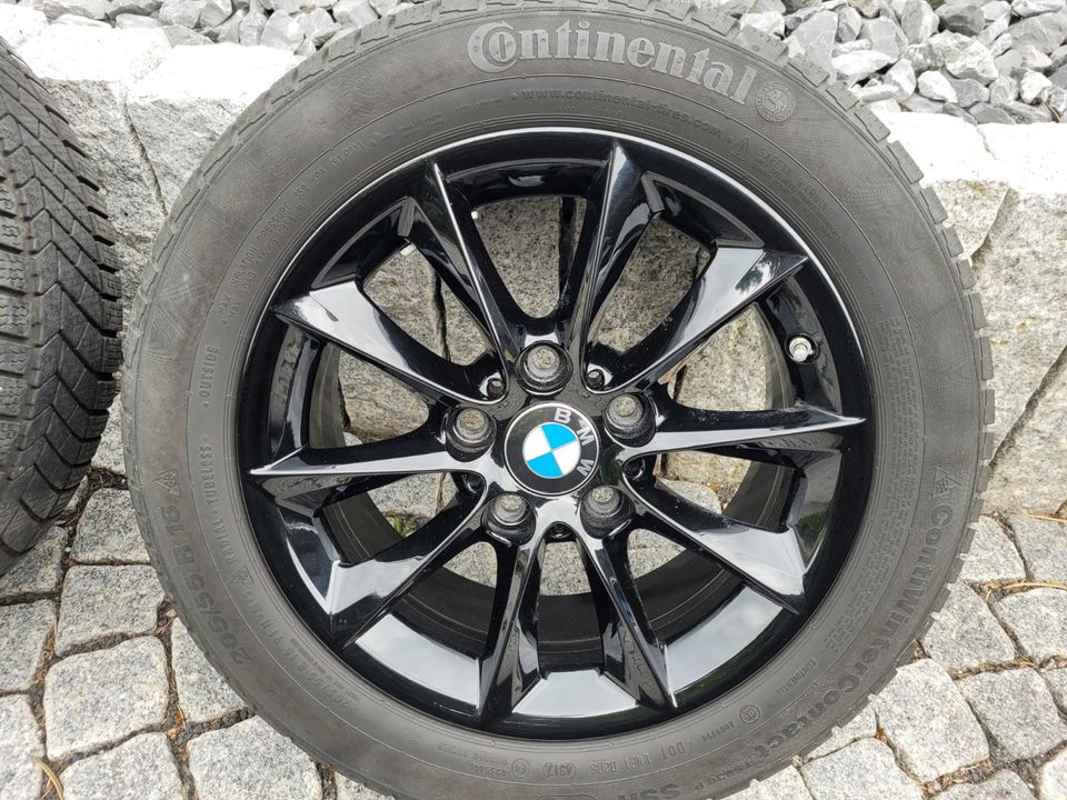 BMW 1er Winterkomplettrad V-Speiche 411 16 Zoll F20 F21 F22 F23 in Göttingen