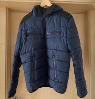 Winterjacke mit Kapuze Guess Größe M dunkelblau Rheinland-Pfalz - Montabaur Vorschau