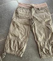 Schöne Bermudas in Gr. 42 Hessen - Reiskirchen Vorschau